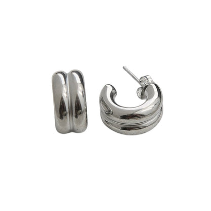 Earhug - Earrings